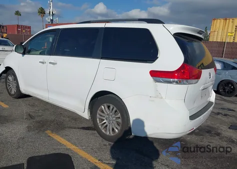 2014 Toyota Sienna Xle V6 8 Passenger from USA, damaged, VIN 5TDYK3DCXES497789